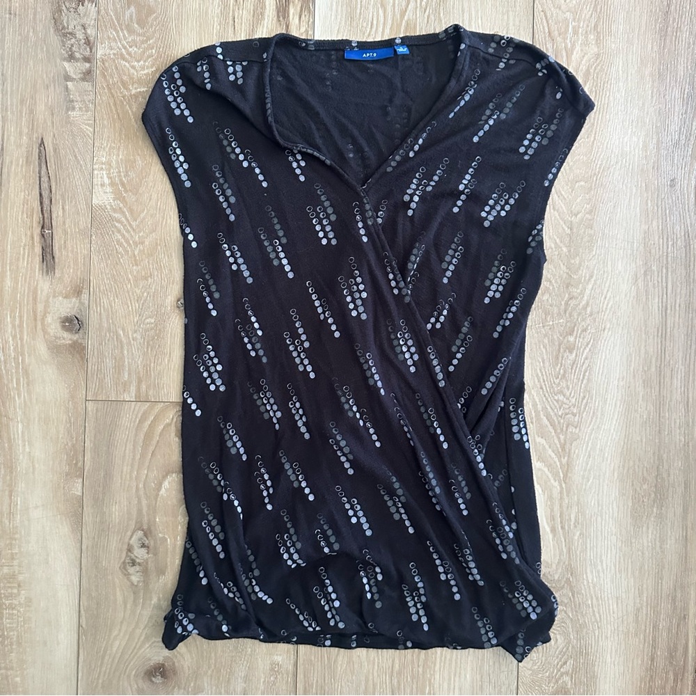Apt. 9 Black Gray White Dot Bubble Hem Crossover V-Neck T-shirt Size Small